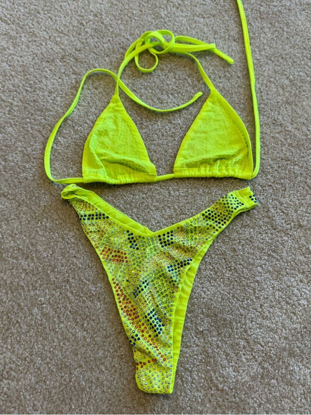 Fashion Nova beaded bikini - Picture 5 of 5